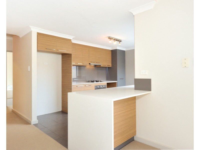 2/137 Kent Street, Rockingham WA 6168