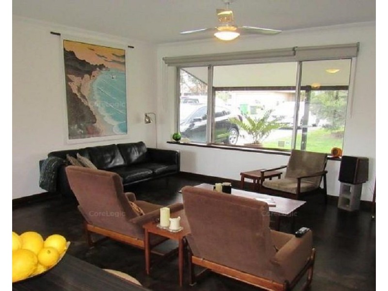 4 Dolphin Road, Safety Bay WA 6169