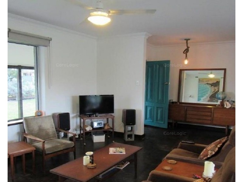 4 Dolphin Road, Safety Bay WA 6169