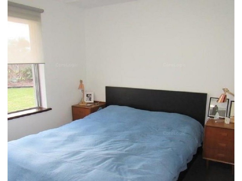 4 Dolphin Road, Safety Bay WA 6169