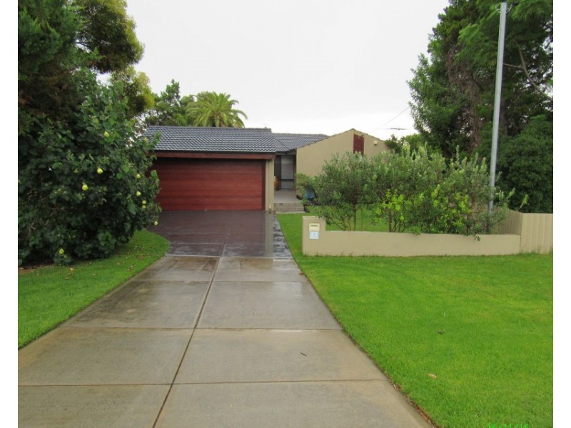 2 Turner Street, Warnbro WA 6169