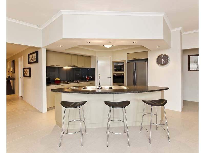 15 Tangier Parkway, Port Kennedy WA 6172