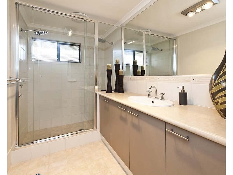 15 Tangier Parkway, Port Kennedy WA 6172