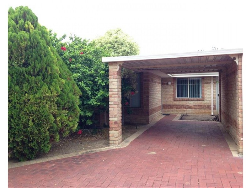 3/6 Dowling Street, Rockingham WA 6168