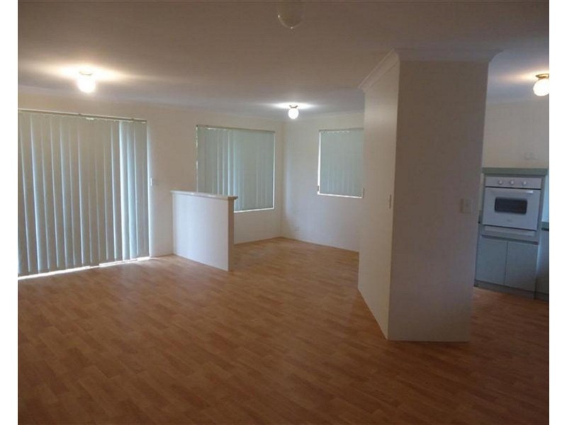 3/6 Dowling Street, Rockingham WA 6168