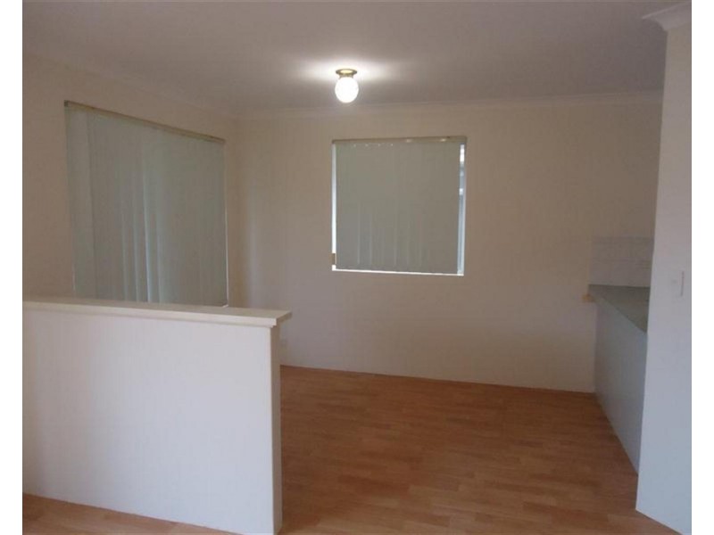 3/6 Dowling Street, Rockingham WA 6168