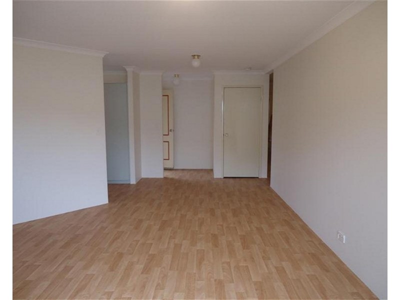 3/6 Dowling Street, Rockingham WA 6168