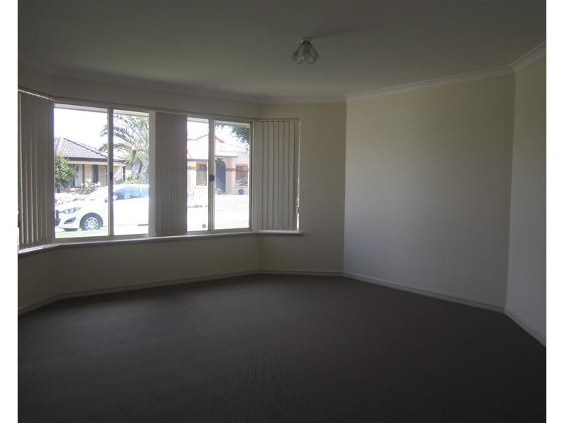 41 Alora Drive, Port Kennedy WA 6172