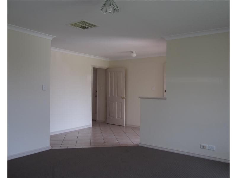 41 Alora Drive, Port Kennedy WA 6172