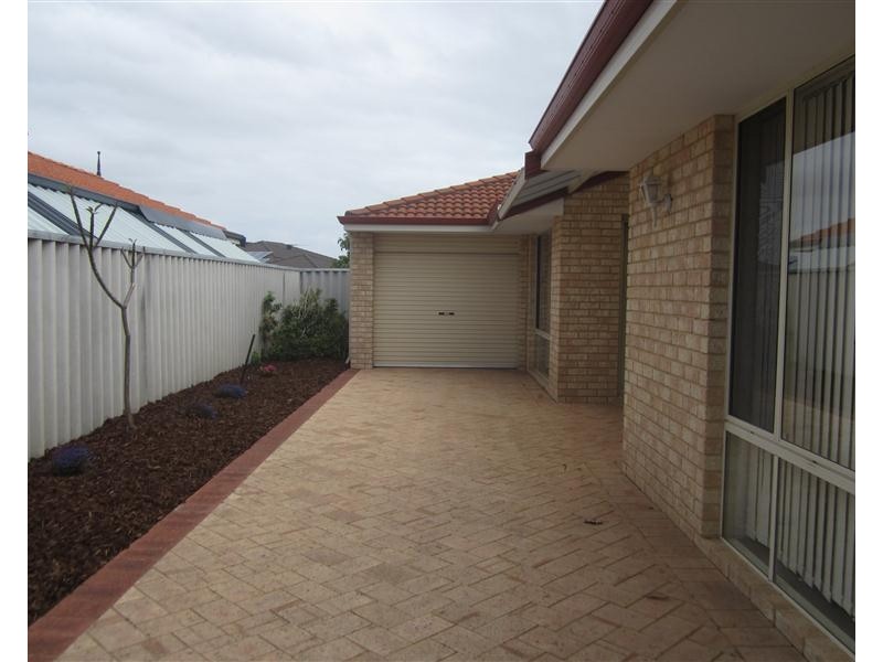 41 Alora Drive, Port Kennedy WA 6172