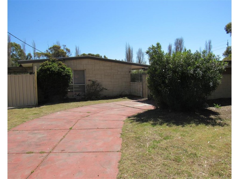 4 Cygnus Street, Rockingham WA 6168