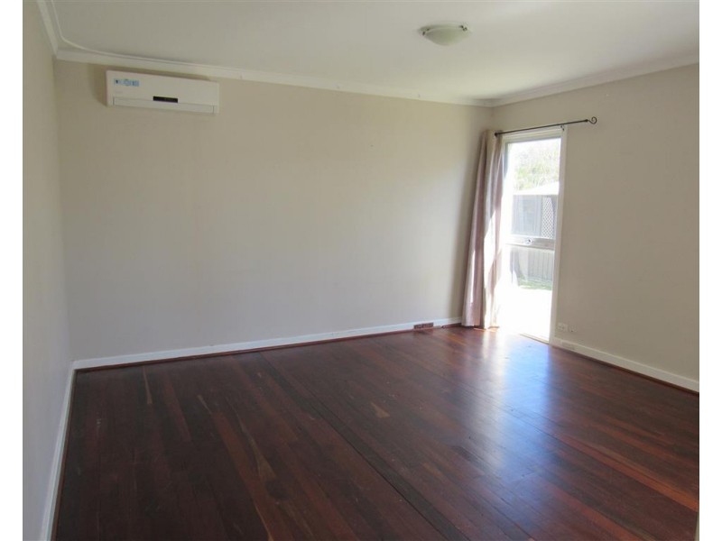 4 Cygnus Street, Rockingham WA 6168