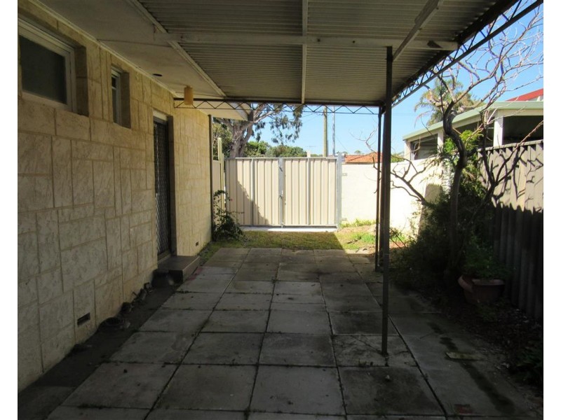 4 Cygnus Street, Rockingham WA 6168