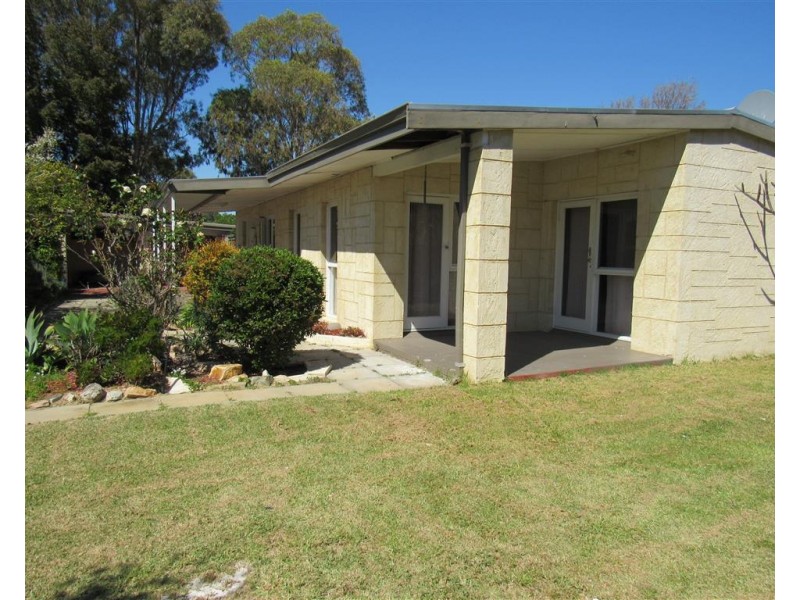 4 Cygnus Street, Rockingham WA 6168