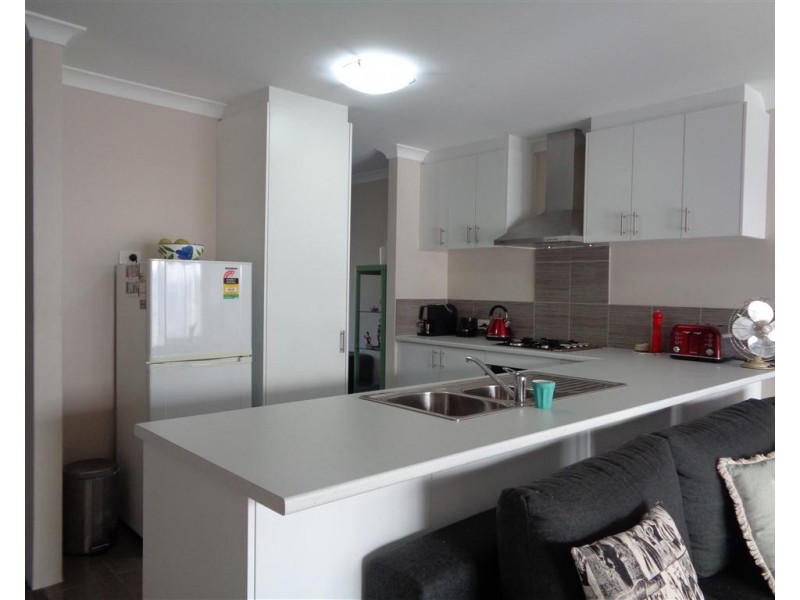 6 Bynder Lane, Medina WA 6167