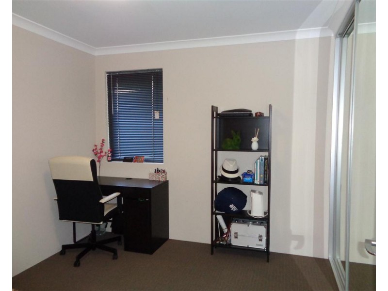 6 Bynder Lane, Medina WA 6167