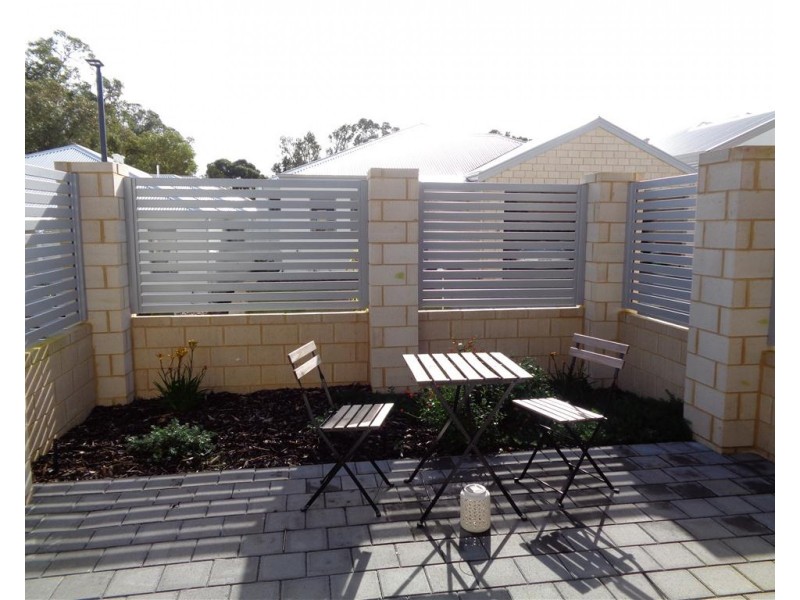 6 Bynder Lane, Medina WA 6167