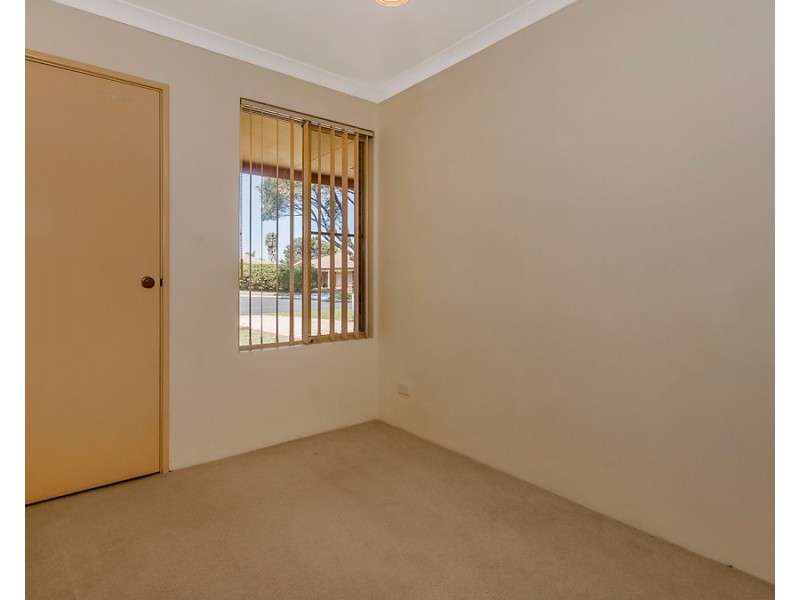 18 Muir Close, Waikiki WA 6169