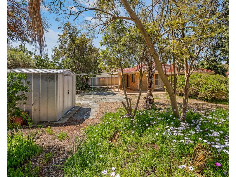 18 Muir Close, Waikiki WA 6169
