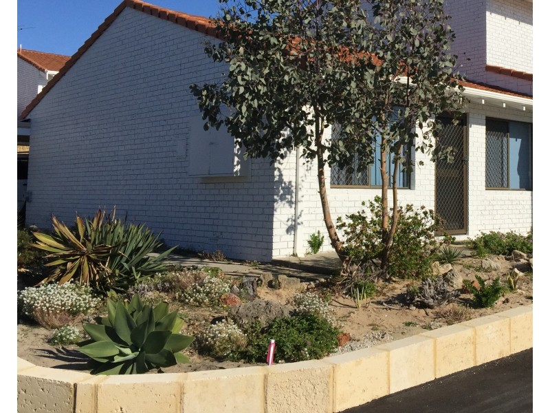 13/35B Halls Head Parade, Halls Head WA 6210