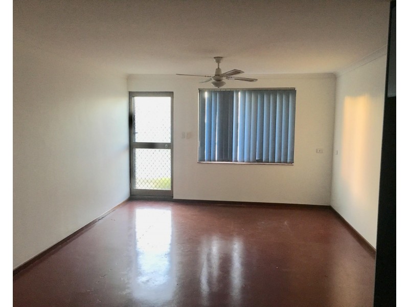 13/35B Halls Head Parade, Halls Head WA 6210