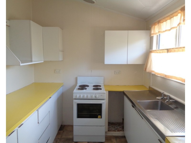 5 Catherine Street, Safety Bay WA 6169