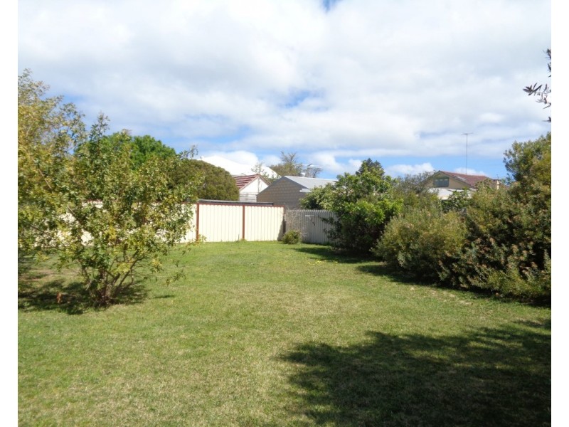 5 Catherine Street, Safety Bay WA 6169