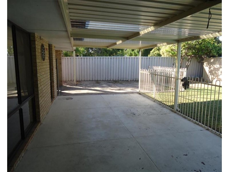 31 Cutter Road, Waikiki WA 6169