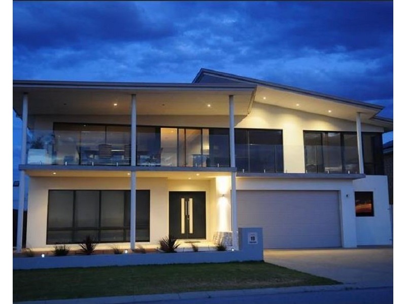 19 Turtles Bend, Secret Harbour WA 6173