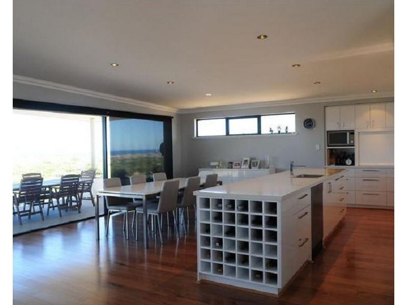 19 Turtles Bend, Secret Harbour WA 6173