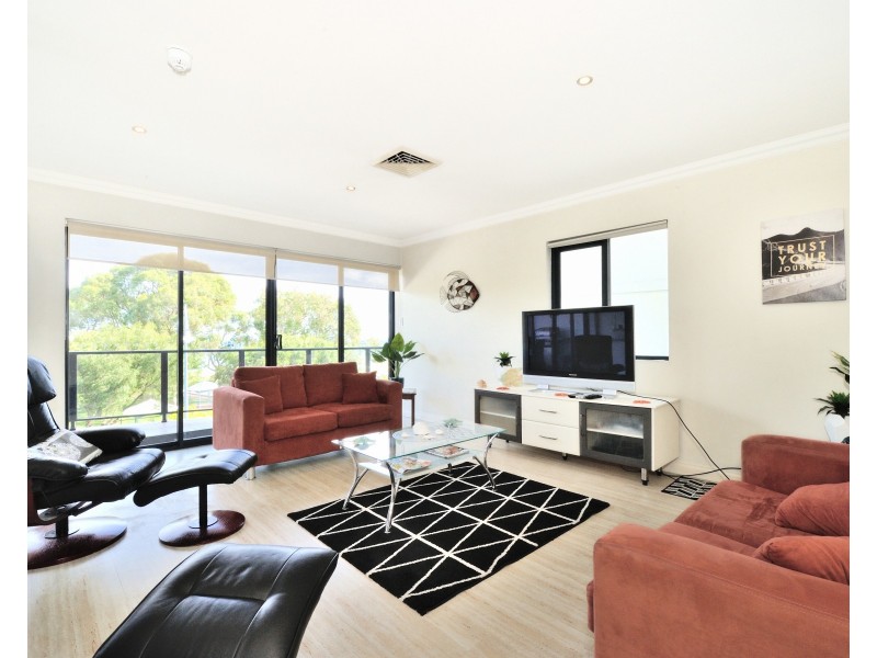 7/59 Rockingham Beach Road, Rockingham WA 6168