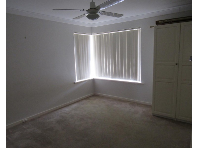 5 Short Street, Safety Bay WA 6169