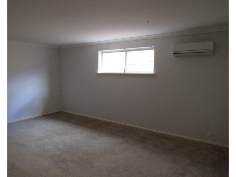 5 Short Street, Safety Bay WA 6169