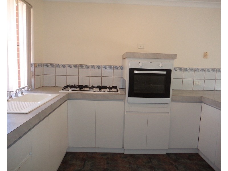 12/10 Elanora Drive, Cooloongup WA 6168