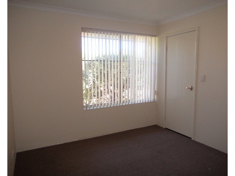 12/10 Elanora Drive, Cooloongup WA 6168