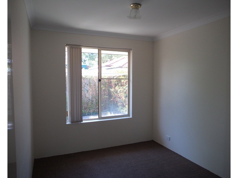 12/10 Elanora Drive, Cooloongup WA 6168