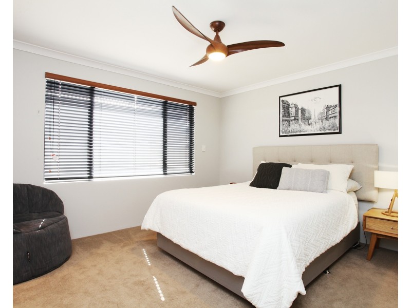 39  Allatoona Avenue, Golden Bay WA 6174