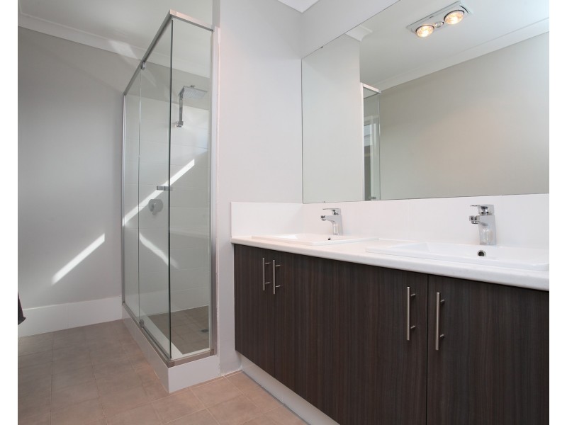 39  Allatoona Avenue, Golden Bay WA 6174