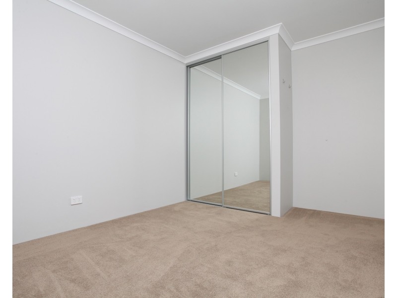 39  Allatoona Avenue, Golden Bay WA 6174