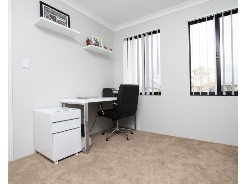 39  Allatoona Avenue, Golden Bay WA 6174