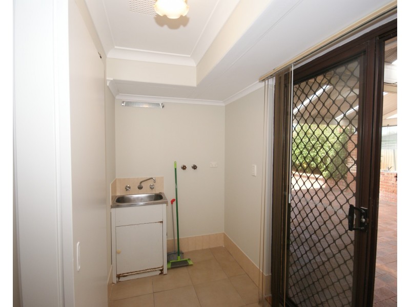 16 Mudlark Way, Yangebup WA 6164