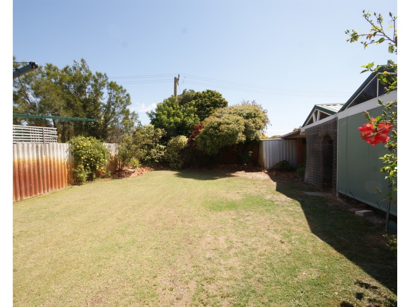 16 Mudlark Way, Yangebup WA 6164