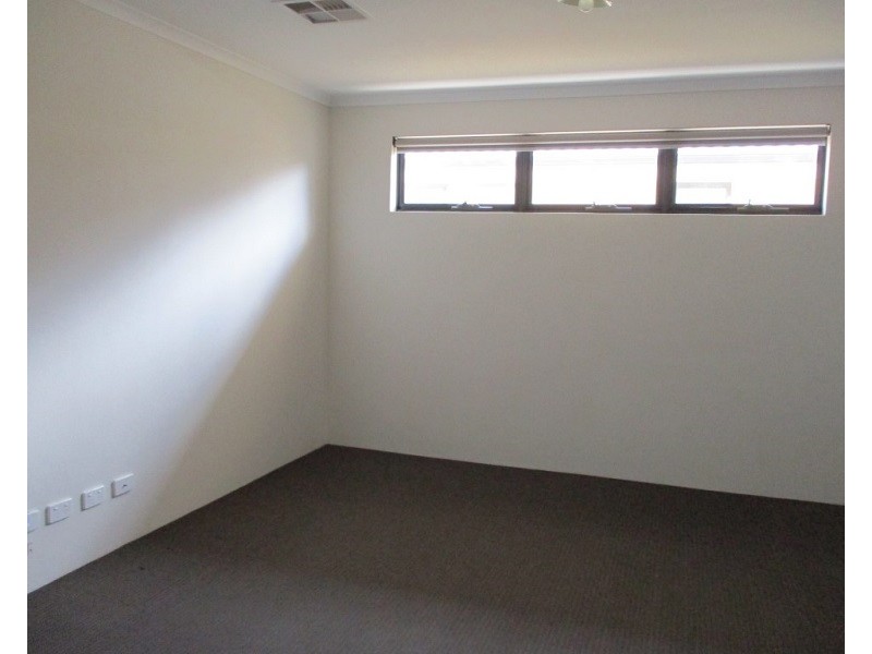 17 Clontarf Way, Butler WA 6036