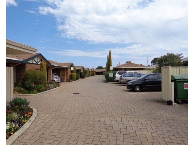 10/14 Hefron Street, Rockingham WA 6168