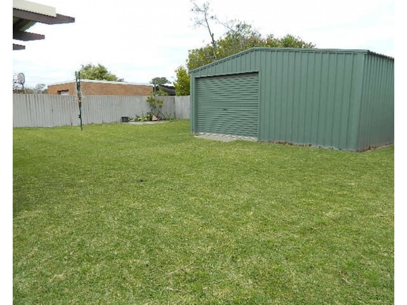 32 Henry Street, Rockingham WA 6168