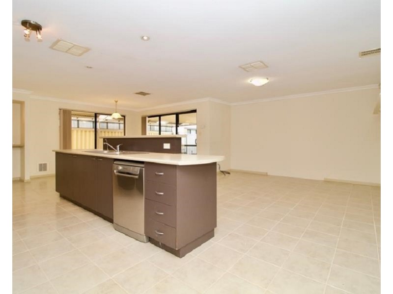 5 Champlain Road, Secret Harbour WA 6173