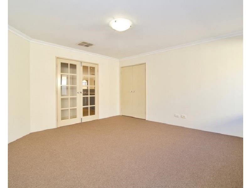 5 Champlain Road, Secret Harbour WA 6173