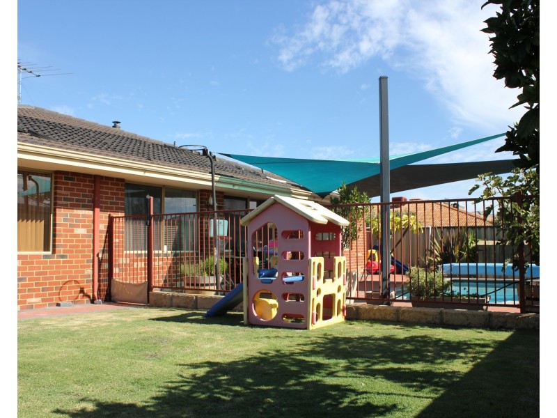 107 Bayside Boulevard, Port Kennedy WA 6172