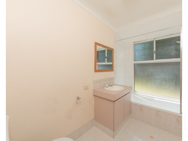 1 Leeder Street, Safety Bay WA 6169