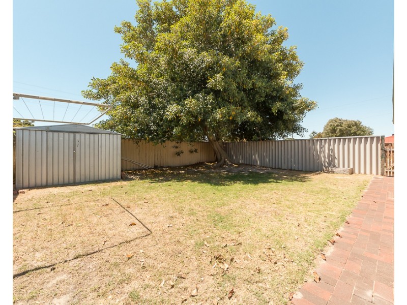 1 Leeder Street, Safety Bay WA 6169